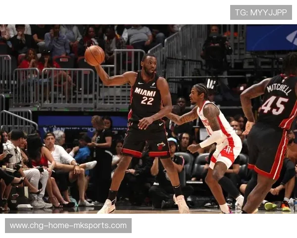 火箭豪取五连胜，阿门关键时刻崭露头角，火箭ak