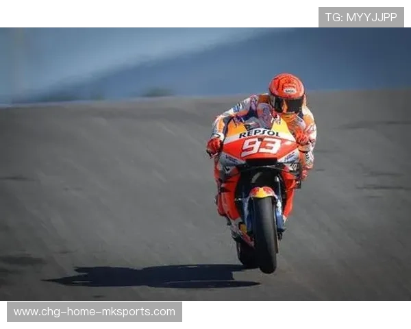 比苏马禁区外远射得手：一脚点燃赛场的传奇瞬间